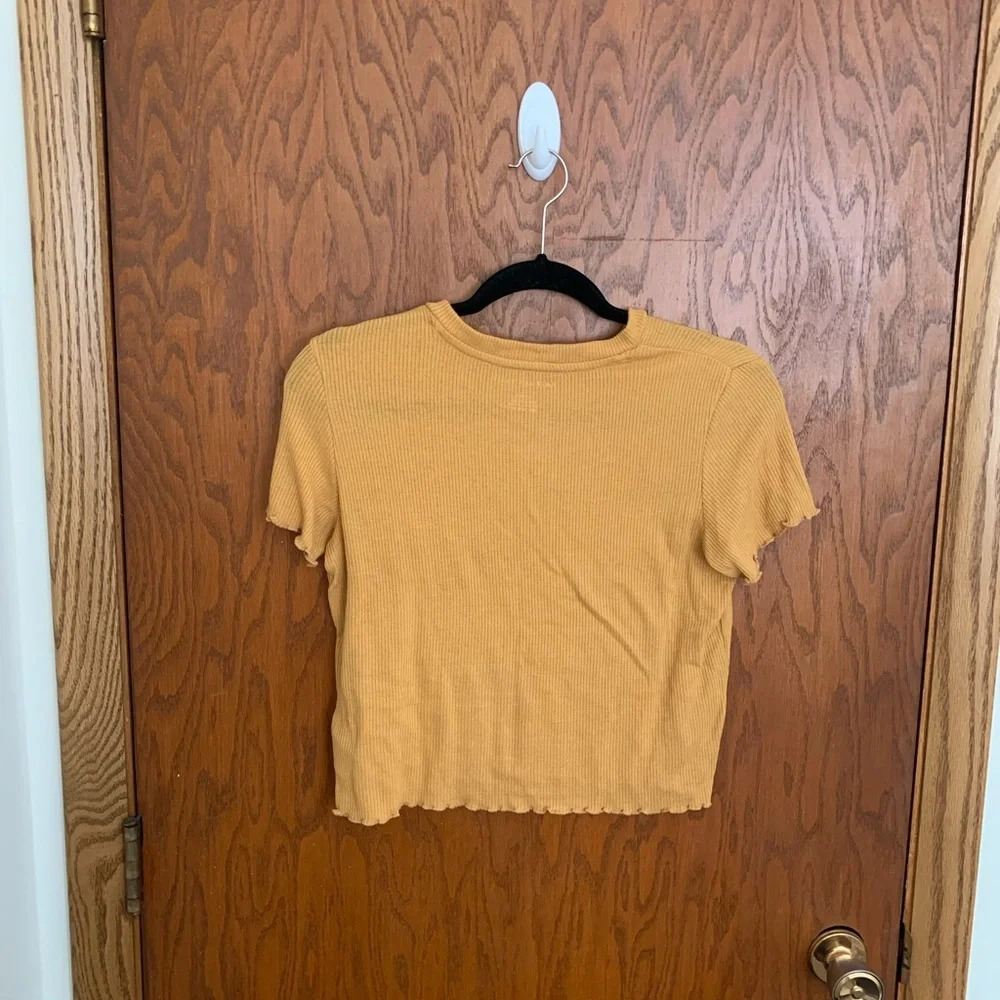 American Eagle Cropped Tee - Picture 5 of 5